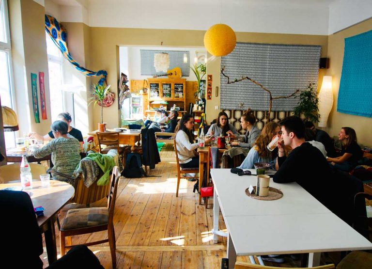 Endloses Genießen Vegan brunchen in Berlin BerlinVegan Guide für veganes Essen & Einkaufen